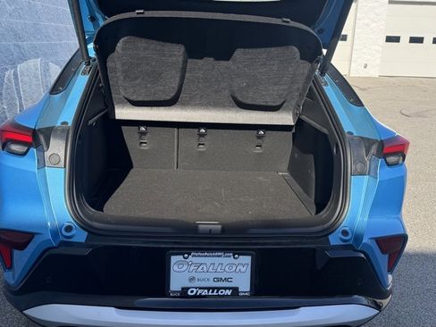 Used 2025 Buick Envista Sport Touring w/ Convenience II Package image 10