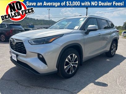 Used 2023 Toyota Highlander XLE