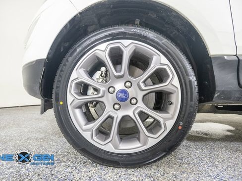 Used 2019 Ford EcoSport Titanium AWD/4WD image 48