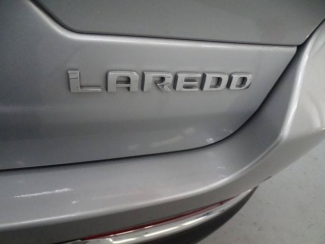 Certified 2023 Jeep Grand Cherokee Laredo X AWD/4WD image 26