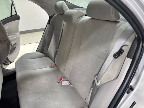 Used 2011 Toyota Corolla LE FWD image 21