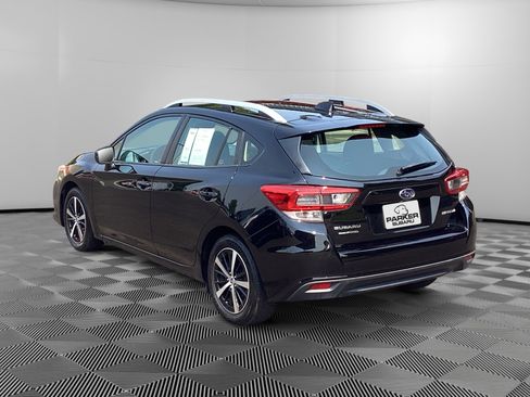 Used 2022 Subaru Impreza 2.0i Premium w/ Popular Package #3 AWD/4WD image 3