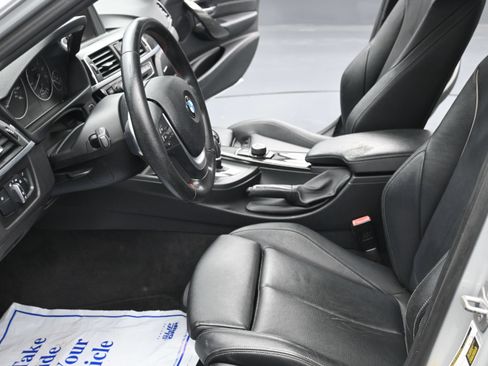 Used 2017 BMW 330i Sedan RWD image 20