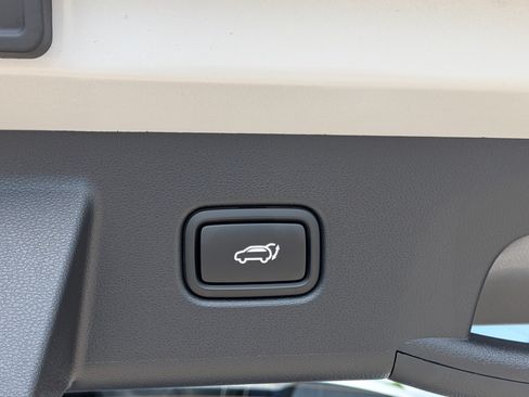 New 2026 Hyundai Tucson Limited AWD/4WD image 13