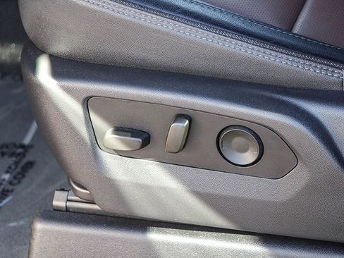 Used 2025 Chevrolet Silverado 3500 High Country w/ Technology Package image 18