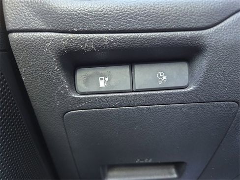 Used 2020 Hyundai Ioniq Limited image 20