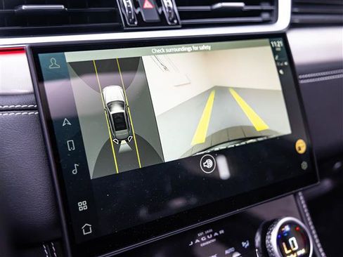 New 2025 Jaguar F-PACE R-Dynamic S AWD/4WD image 27