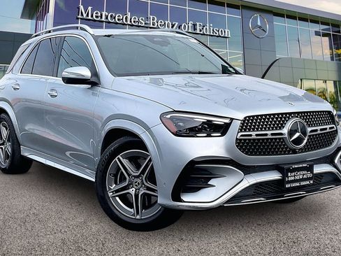 Certified 2025 Mercedes-Benz GLE 450 4MATIC image 1