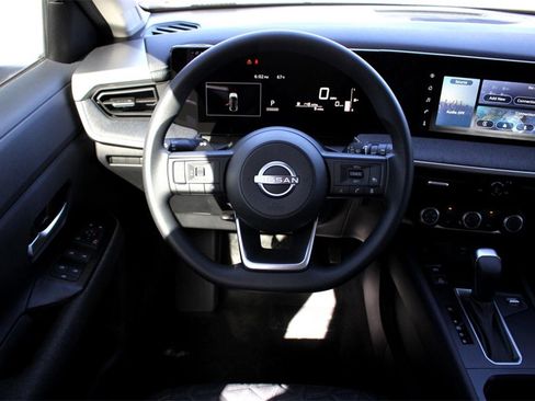 New 2025 Nissan Kicks SV w/ Interior Electronics Package image 23