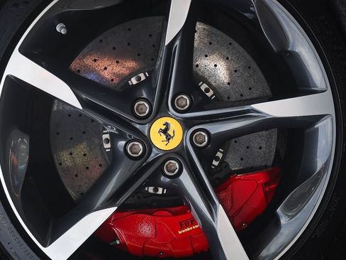 Used 2021 Ferrari SF90 Stradale AWD/4WD image 13