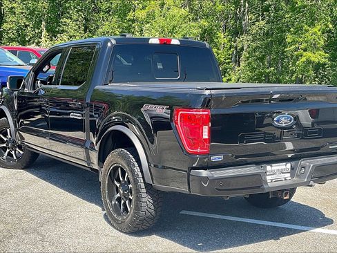 Used 2021 Ford F150 XLT w/ Equipment Group 302A High AWD/4WD image 12