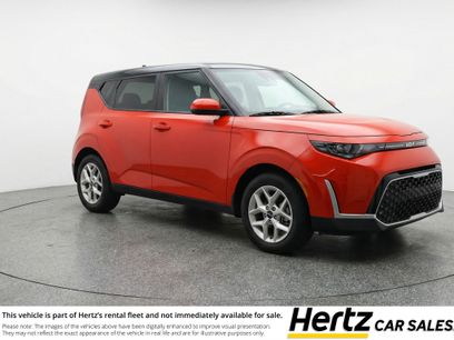 Used 2025 Kia Soul LX w/ LX Technology Package