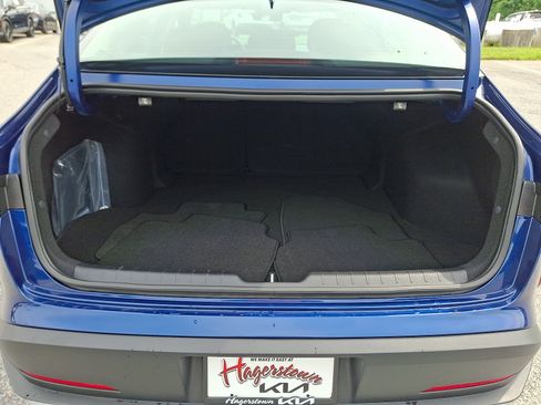 Certified 2025 Kia K4 FWD image 30
