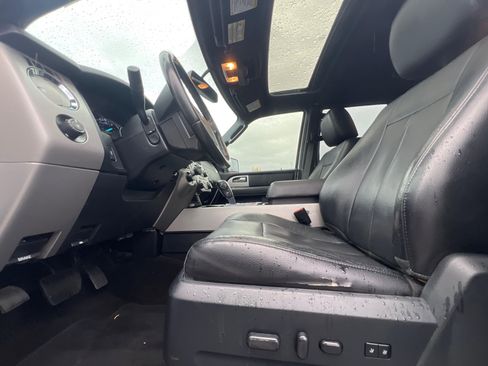 Used 2016 Ford Expedition EL Limited image 27