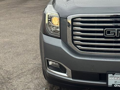 Used 2020 GMC Yukon XL SLT w/ Premium Edition image 9