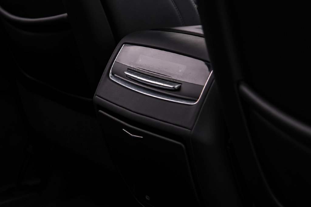 Used 2021 Cadillac Escalade ESV Premium Luxury RWD image 51
