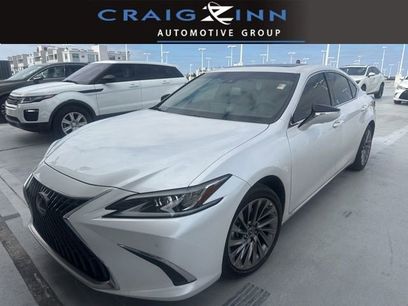 Used 2025 Lexus ES 300h w/ Technology Package