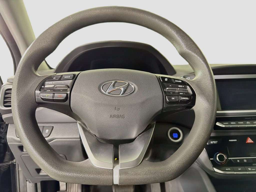 Used 2018 Hyundai Ioniq Blue FWD image 15