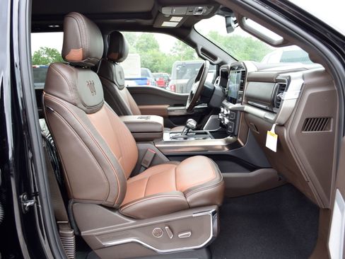 New 2026 Ford F150 King Ranch w/ Equipment Group 601A High AWD/4WD image 23