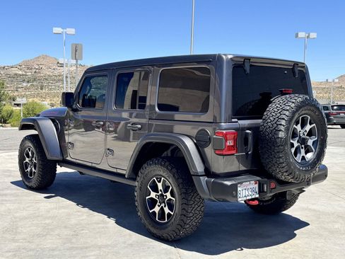 Used 2021 Jeep Wrangler Unlimited Rubicon AWD/4WD image 4