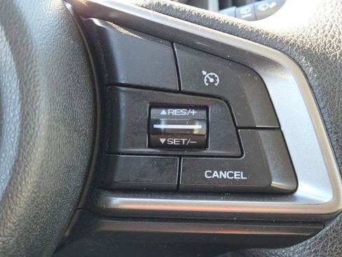 Used 2017 Subaru Impreza 2.0i Premium image 12