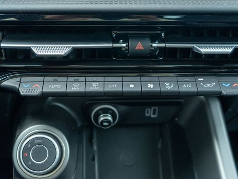 Used 2024 Alfa Romeo Tonale Ti image 21