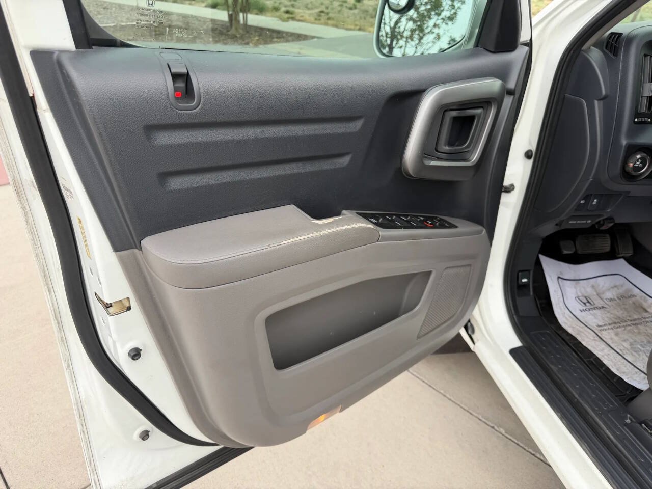Used 2013 Honda Ridgeline RTL image 15