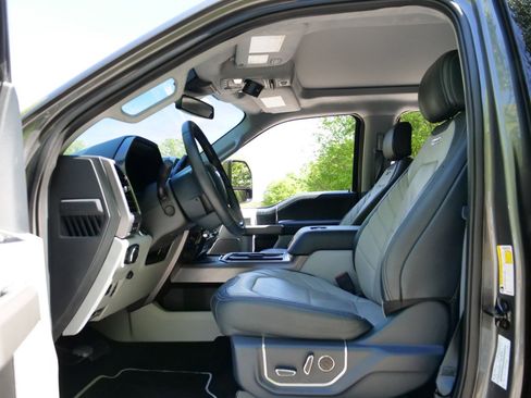 Used 2022 Ford F250 Limited AWD/4WD image 38