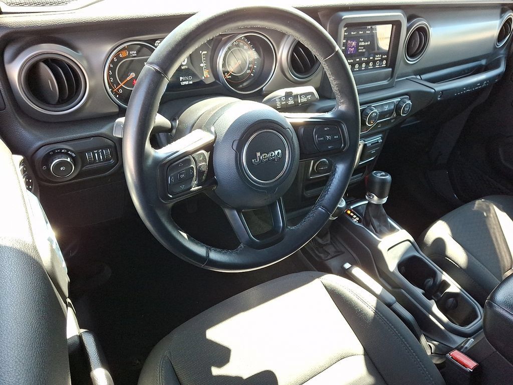 Used 2021 Jeep Wrangler Sport AWD/4WD image 2