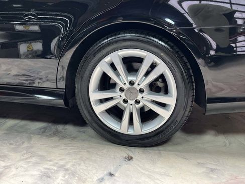 Used 2014 Mercedes-Benz E 250 BlueTEC 4MATIC Sedan image 33