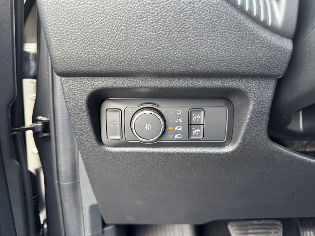 New 2025 Ford Ranger XLT w/ Technology Package RWD image 20