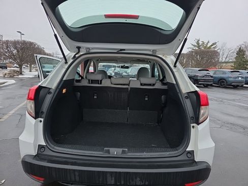 Certified 2022 Honda HR-V LX image 22