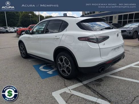 Used 2025 Alfa Romeo Stelvio Sprint w/ Convenience Package AWD/4WD image 4