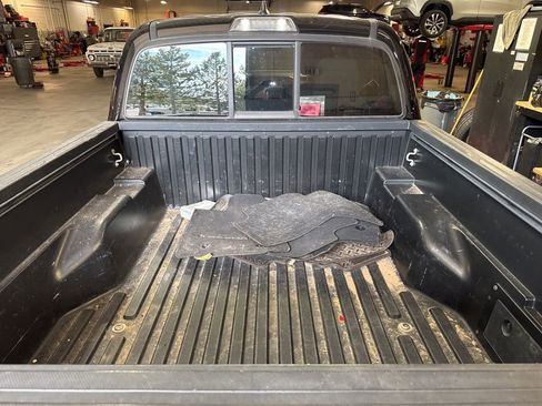 Used 2019 Toyota Tacoma SR RWD image 16