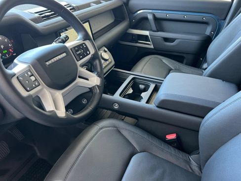Used 2024 Land Rover Defender 110 S AWD/4WD image 13