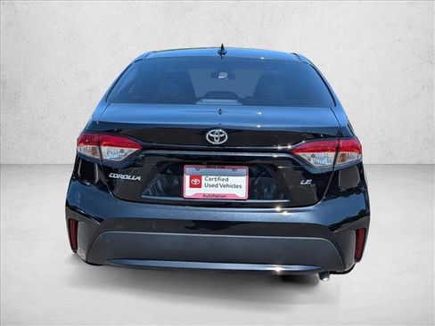 Certified 2022 Toyota Corolla LE FWD image 6