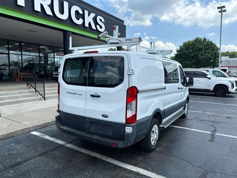 Used 2018 Ford Transit 250 130 Low Roof w/ Exterior Upgrade Package RWD image 8