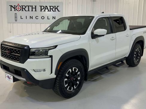 Used 2022 Nissan Frontier Pro-X RWD image 5