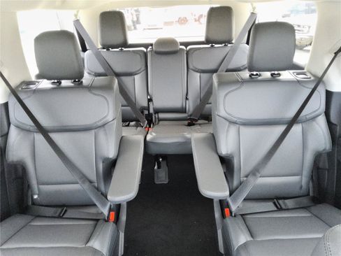 New 2027 Ford Expedition Max Active RWD image 23