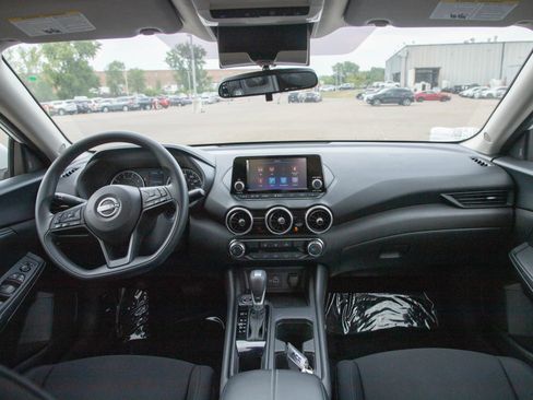 Used 2025 Nissan Sentra S FWD image 13