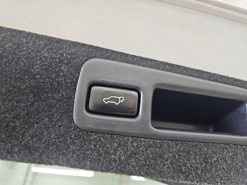 Used 2014 Lexus RX 450h AWD image 16