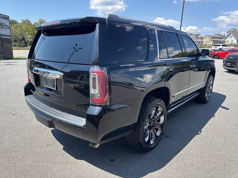 Used 2019 GMC Yukon Denali w/ Denali Ultimate Package AWD/4WD image 11