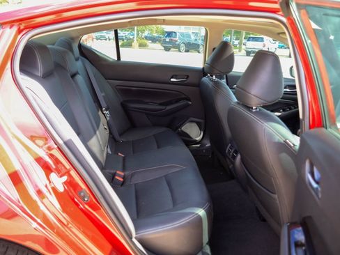 Used 2023 Nissan Altima 2.5 SL AWD/4WD image 10
