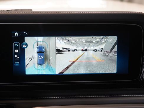 Certified 2025 Mercedes-Benz G 63 AMG 4MATIC image 26
