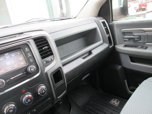 Used 2018 RAM 2500 Tradesman w/ Power & Remote Entry Group AWD/4WD image 17