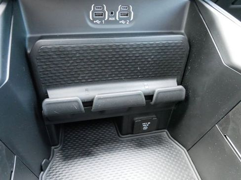 Certified 2020 RAM 2500 Laramie w/ Night Edition image 24