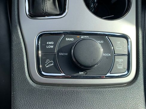Used 2018 Jeep Grand Cherokee High Altitude image 21