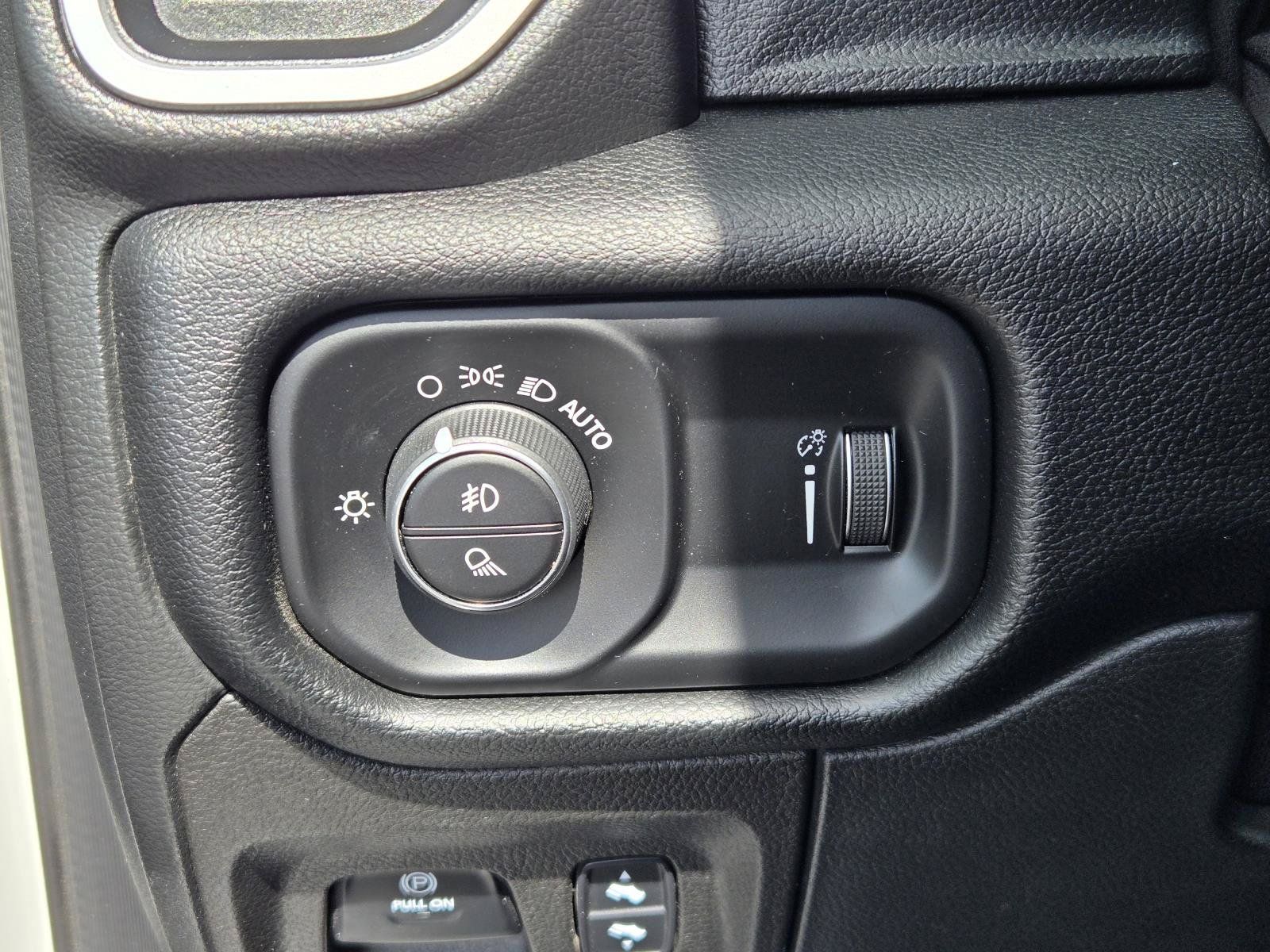 Used 2022 RAM 1500 Big Horn RWD image 20