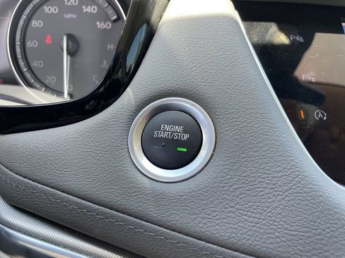 Used 2021 Cadillac XT5 Premium Luxury FWD image 39