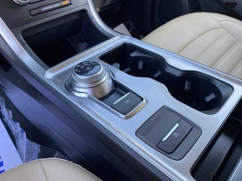 Certified 2024 Ford Edge SEL image 18